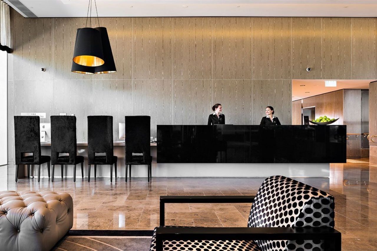 Fraser Suites Perth Esterno foto The lobby of the hotel